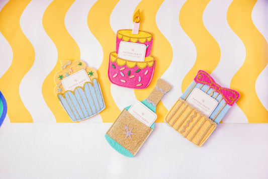 Birthday cake gift card holder shown with product details and dimensions.